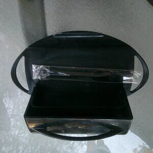 Kitchen Concept lift tray Butterie Butter dish with spreader black